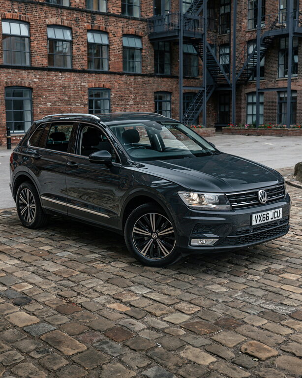 Volkswagen Tiguan 2.0 Tdi Bluemotion Tech Se Navigation Suv Dies Grey
