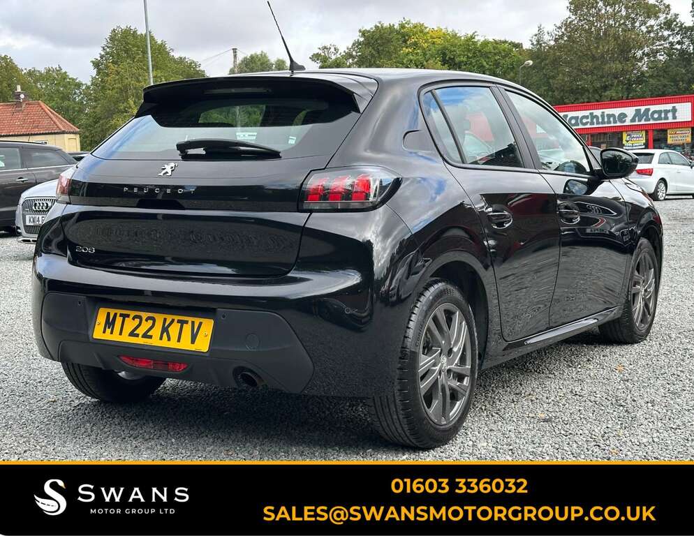 Peugeot 208 Hatchback 1.5 Bluehdi Active Premium Hatchback MT22KTV Black #3