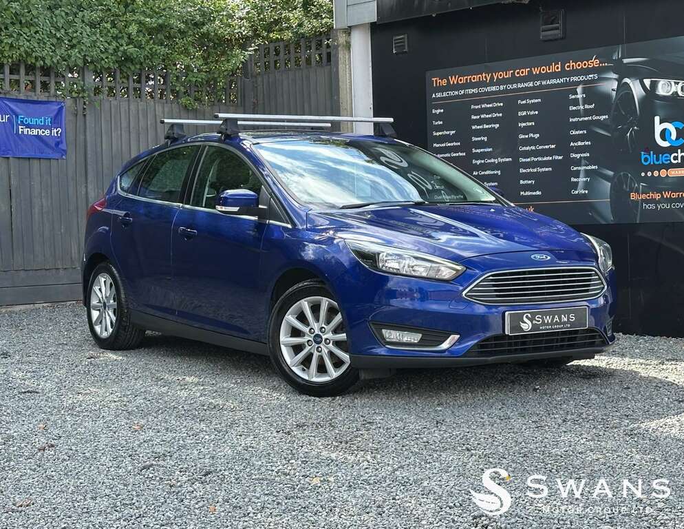 Ford Focus Hatchback 1.0T Ecoboost Titanium Hatchback Pet MM17VRY Blue #4