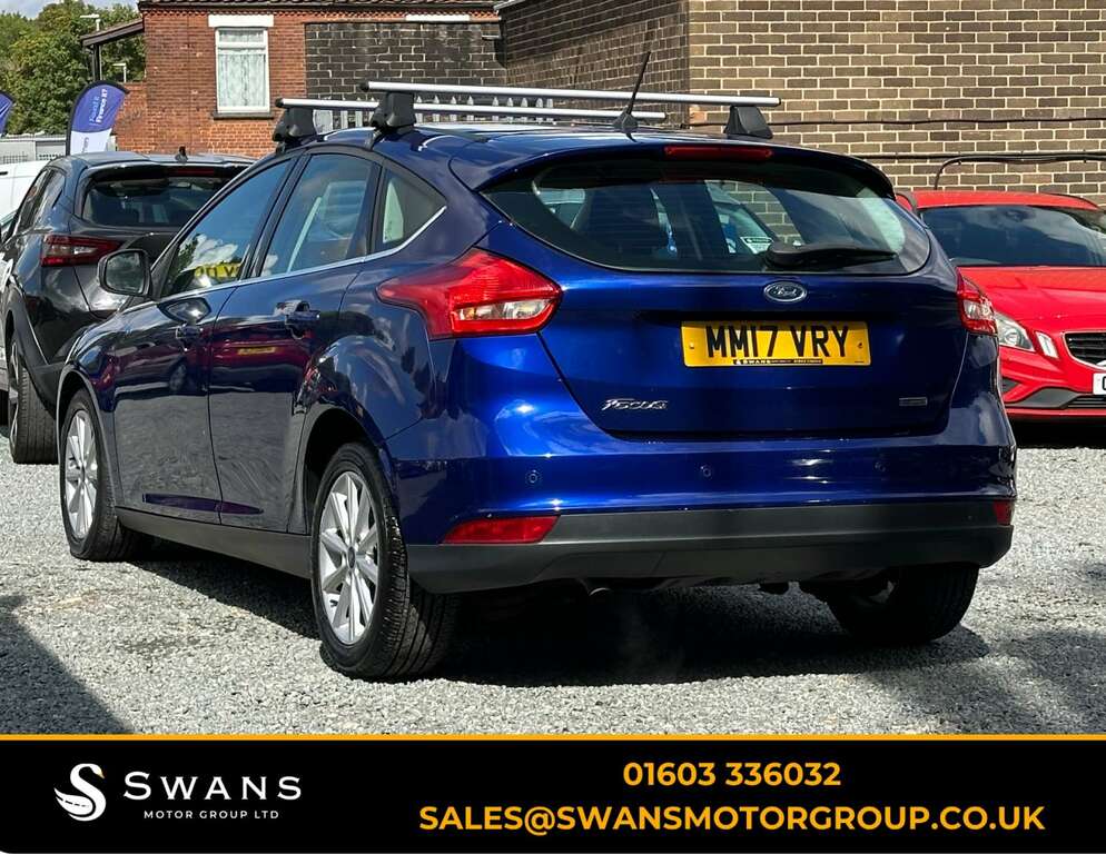 Ford Focus Hatchback 1.0T Ecoboost Titanium Hatchback Pet MM17VRY Blue #3
