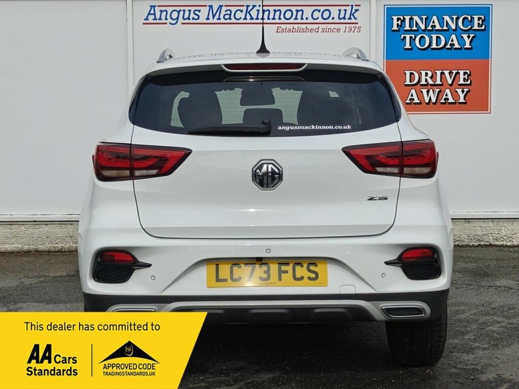 MG ZS 1L Exclusive LC73FCS White #6