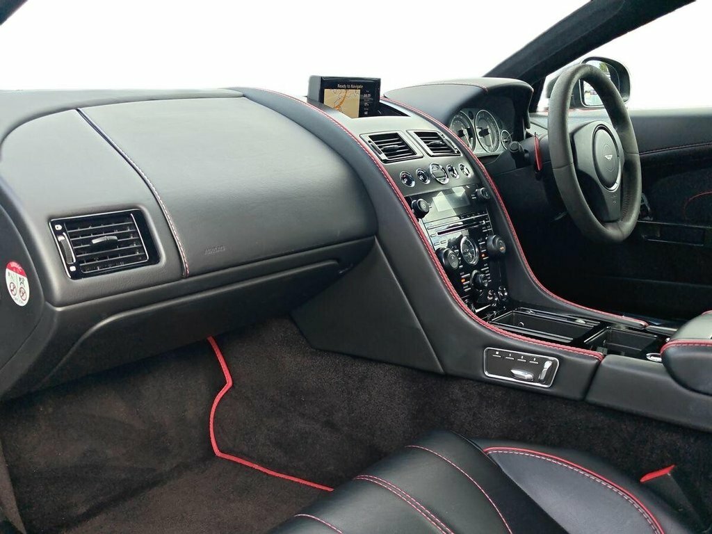 Aston Martin DB9 6.0 Std Black #12