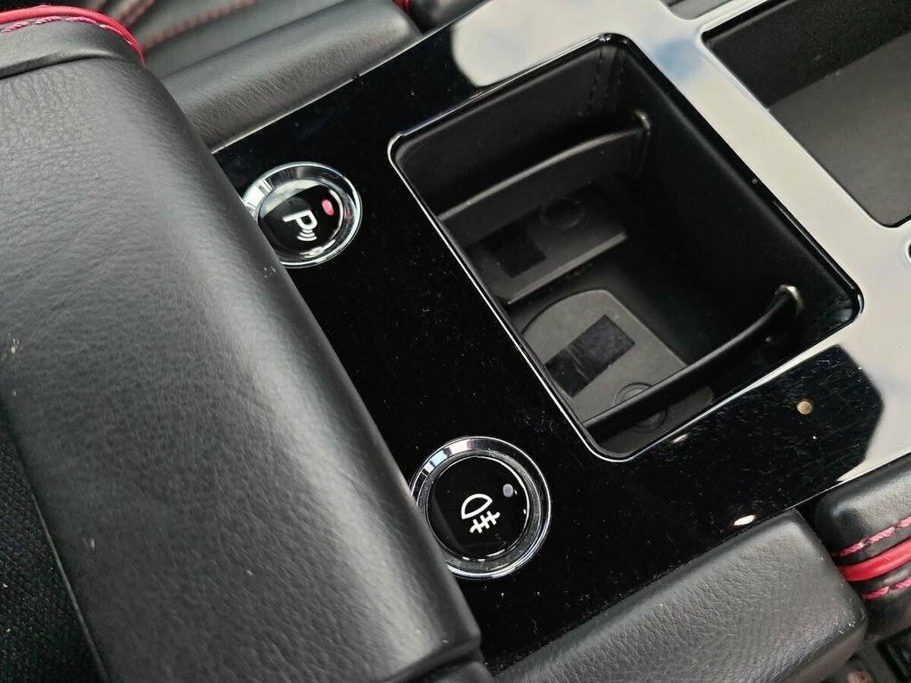 Aston Martin DB9 6.0 Std Black #28