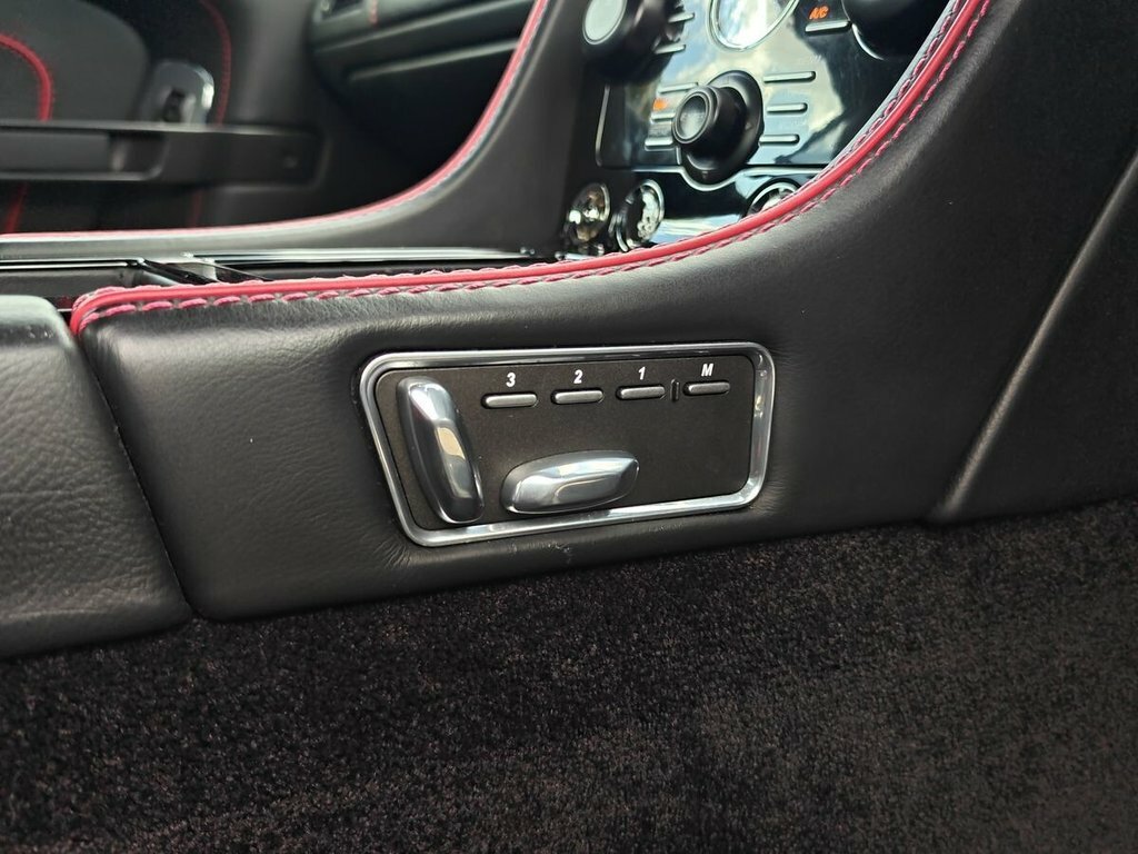 Aston Martin DB9 6.0 Std Black #22