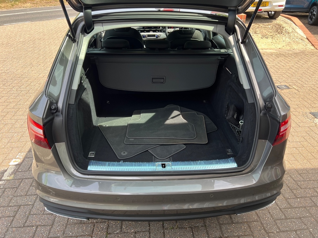 Audi A4 35 Tdi Technik S Tronic Grey #4