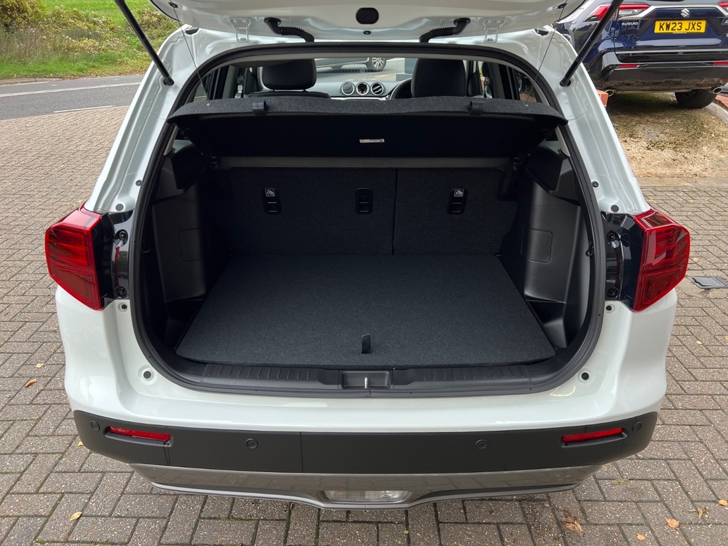 Suzuki Vitara 1.4 Boosterjet Mhev 109 Ultra Allgrip LL26EWU White #4
