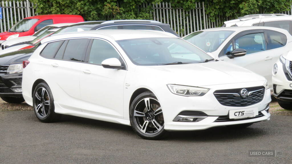 Vauxhall Insignia 2.0 Turbo D Sri Vx-line Nav White