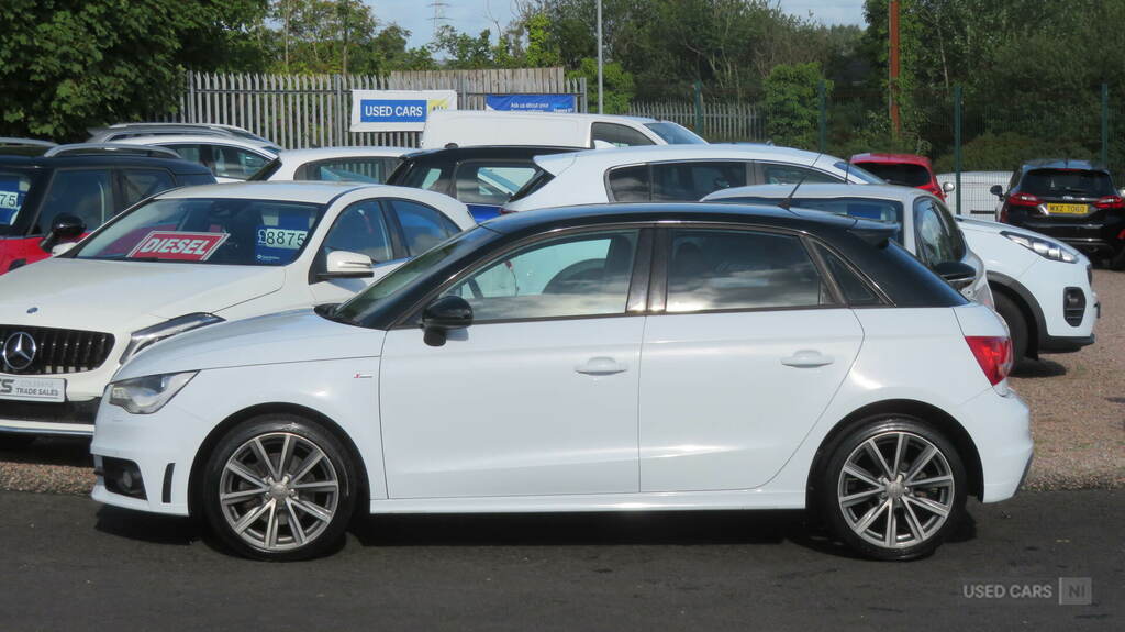 Audi A1 1.6 Tdi S Line Style Edition MGZ141 White #5
