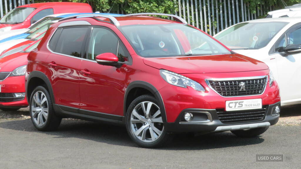 Peugeot 2008 1.5 Bluehdi 100 Allure 5 Speed Red