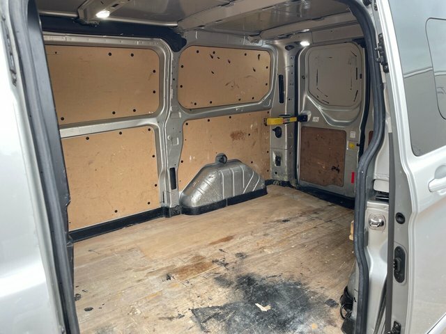 Ford Transit Custom 2.0 300 Ecoblue Limited Panel Van Manua BG70KPV Silver #3