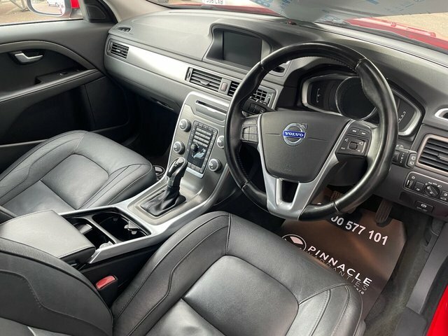Volvo V70 Red #8