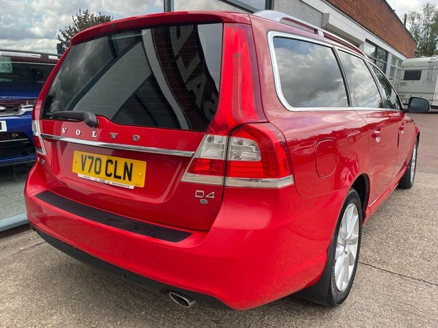 Volvo V70 Red #2