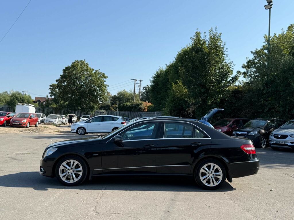 Mercedes-Benz E Class 3.0 E350 Cdi V6 Blueefficiency Avantgarde G-tronic Black #4