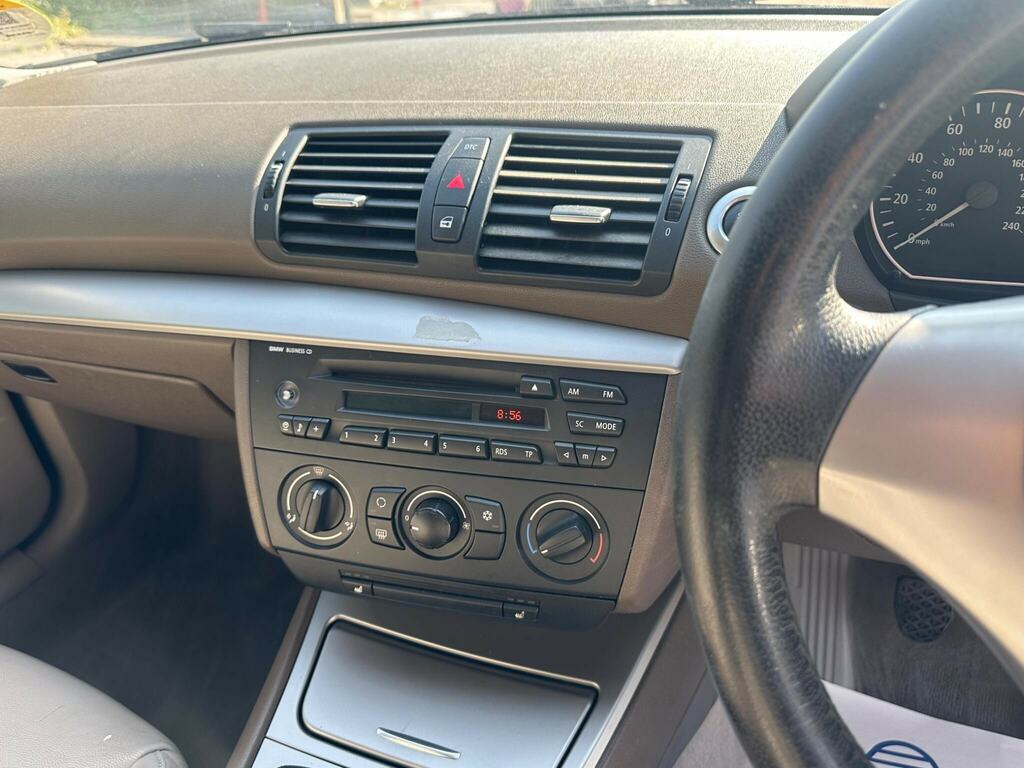 BMW 1 Series Hatchback Grey #10