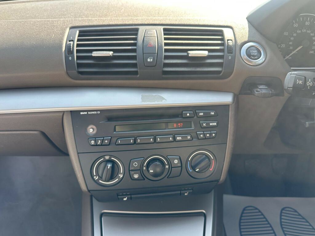 BMW 1 Series Hatchback Grey #18