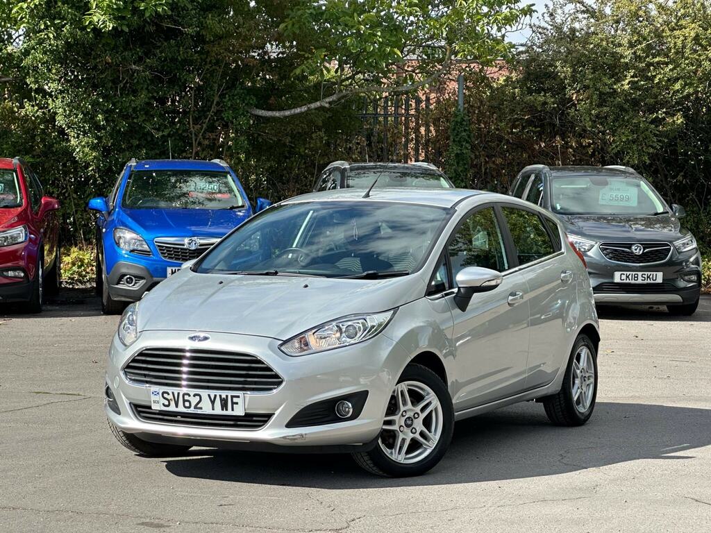 Ford Fiesta 1.25 Zetec Euro 5 Silver #3