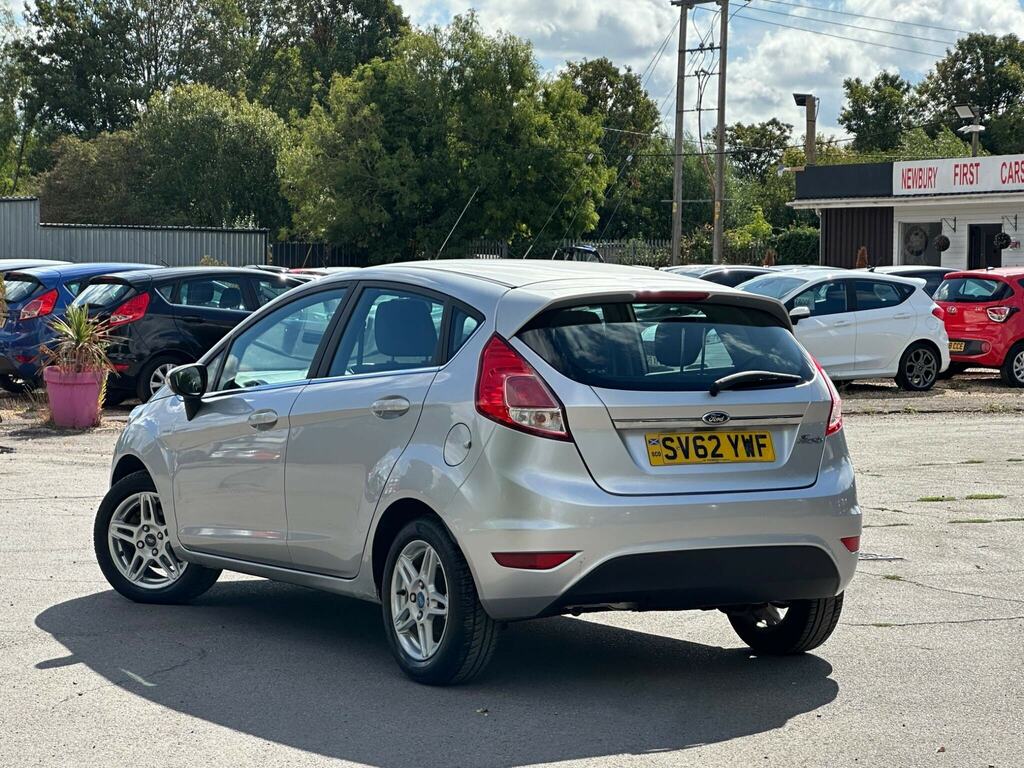 Ford Fiesta 1.25 Zetec Euro 5 Silver #4