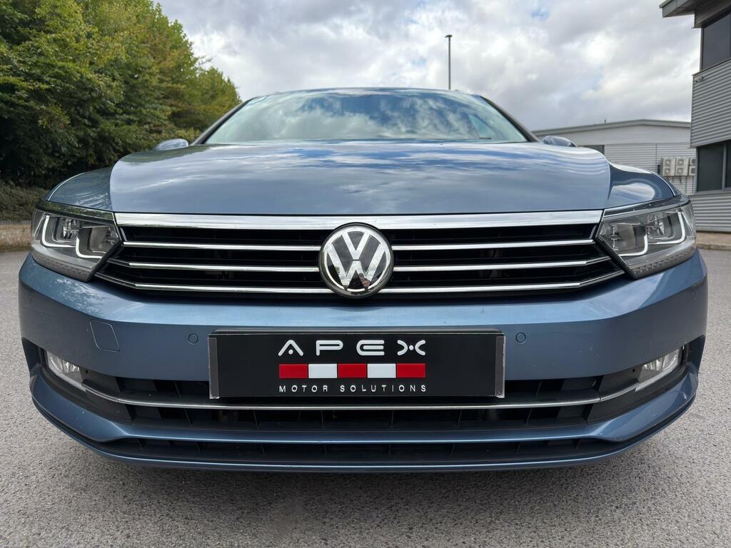 Volkswagen Passat Se Business Blue #2