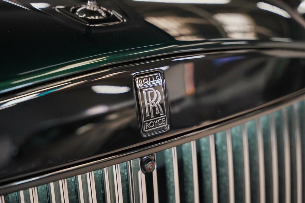 Rolls-Royce Cullinan Suv Black #16