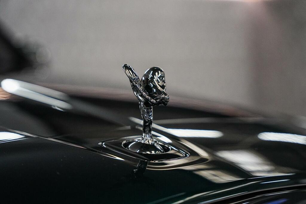 Rolls-Royce Cullinan Suv Black #9