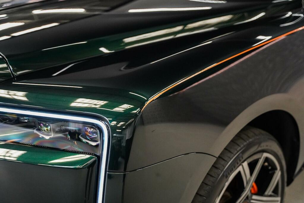 Rolls-Royce Cullinan Suv Black #14