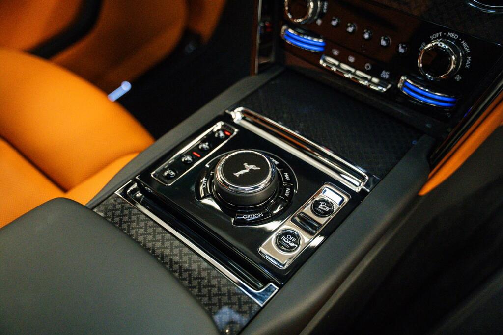 Rolls-Royce Cullinan Suv Black #66