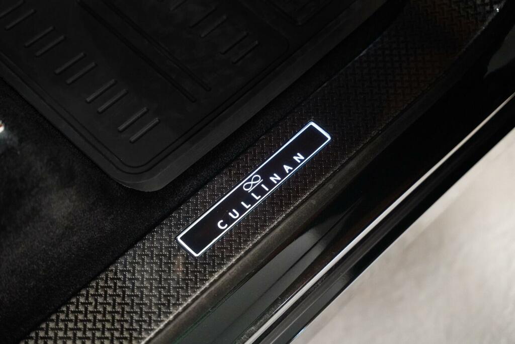Rolls-Royce Cullinan Suv Black #50