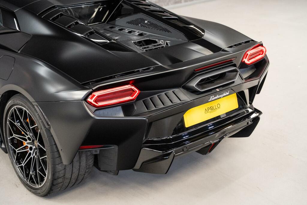 Lamborghini 4.0T V8 Phev Coupe #80