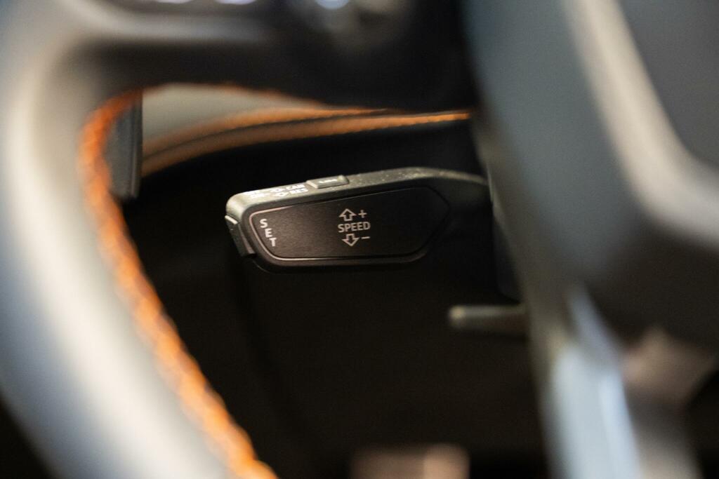 Lamborghini 4.0T V8 Phev Coupe #57