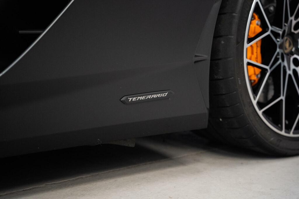 Lamborghini 4.0T V8 Phev Coupe #15