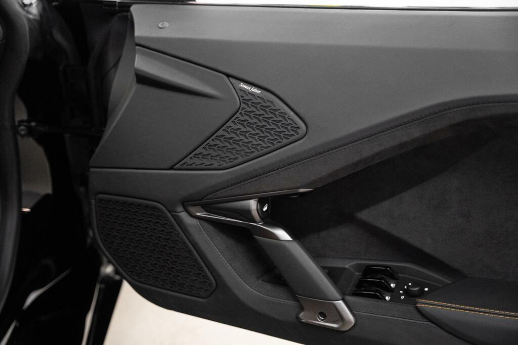 Lamborghini 4.0T V8 Phev Coupe #28
