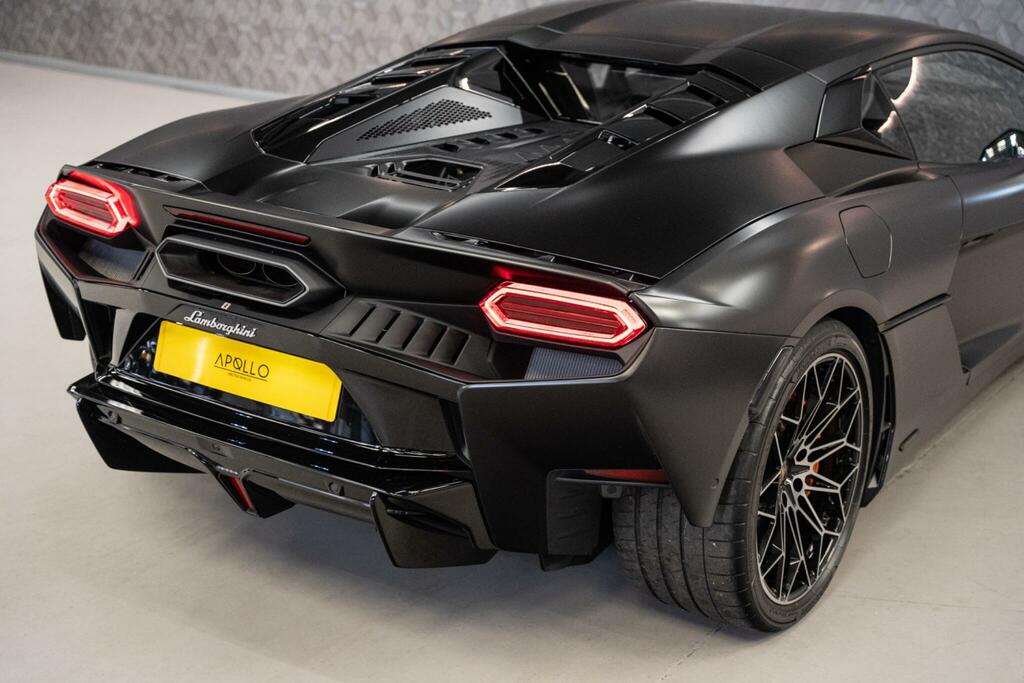 Lamborghini 4.0T V8 Phev Coupe #11