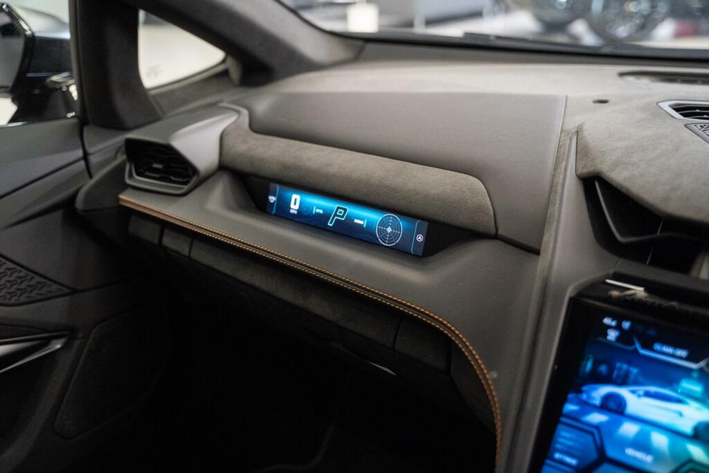 Lamborghini 4.0T V8 Phev Coupe #41