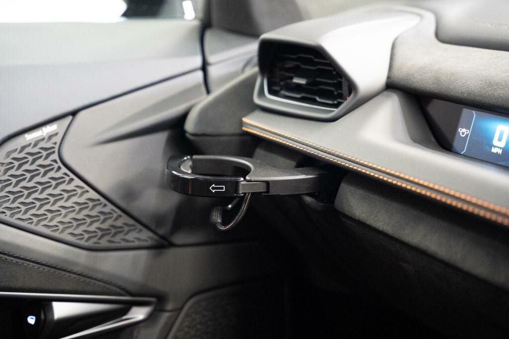 Lamborghini 4.0T V8 Phev Coupe #52