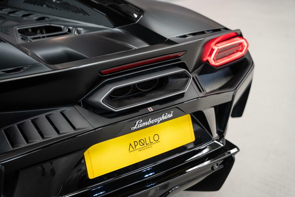 Lamborghini 4.0T V8 Phev Coupe #77
