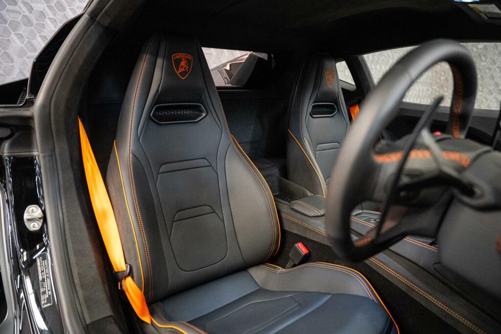 Lamborghini 4.0T V8 Phev Coupe #22