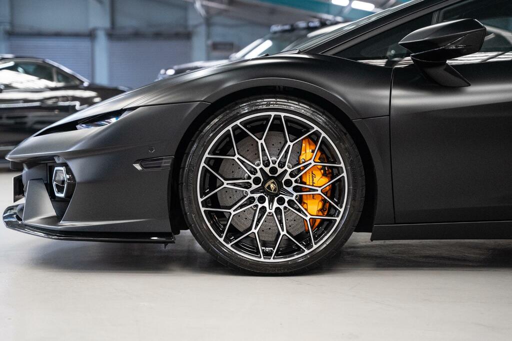 Lamborghini 4.0T V8 Phev Coupe #12
