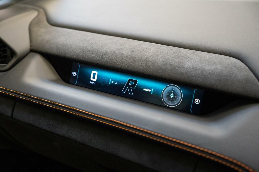 Lamborghini 4.0T V8 Phev Coupe #60