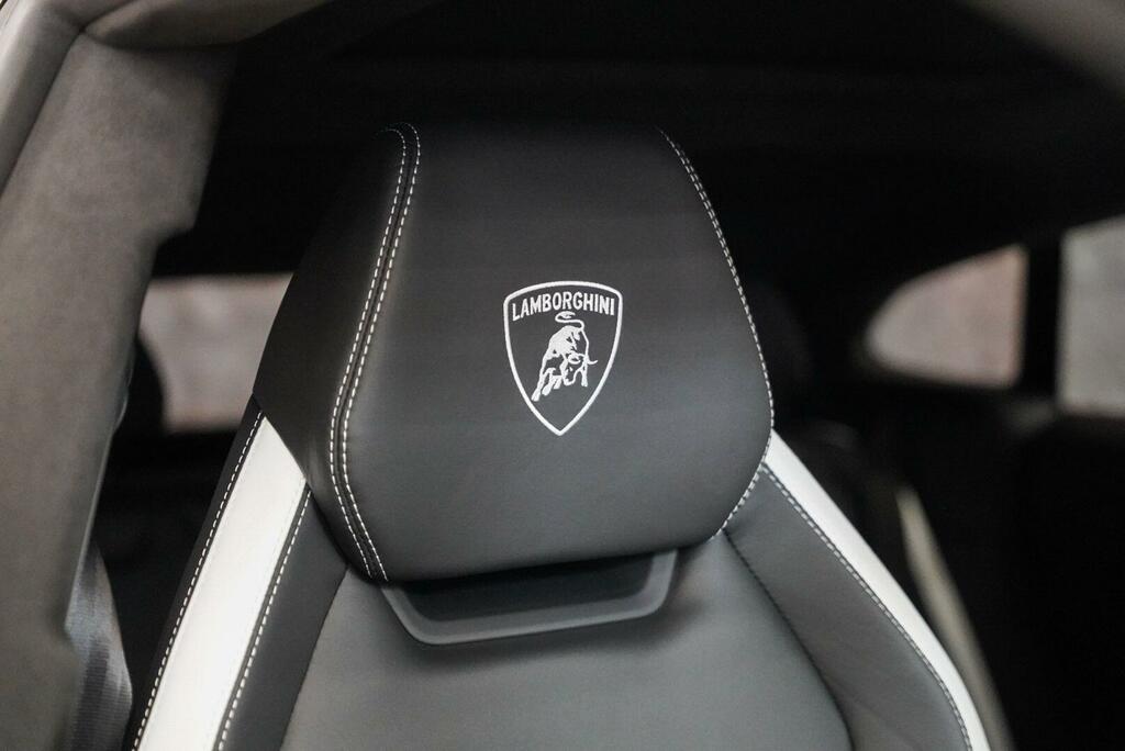 Lamborghini Urus Automatic Blue #17