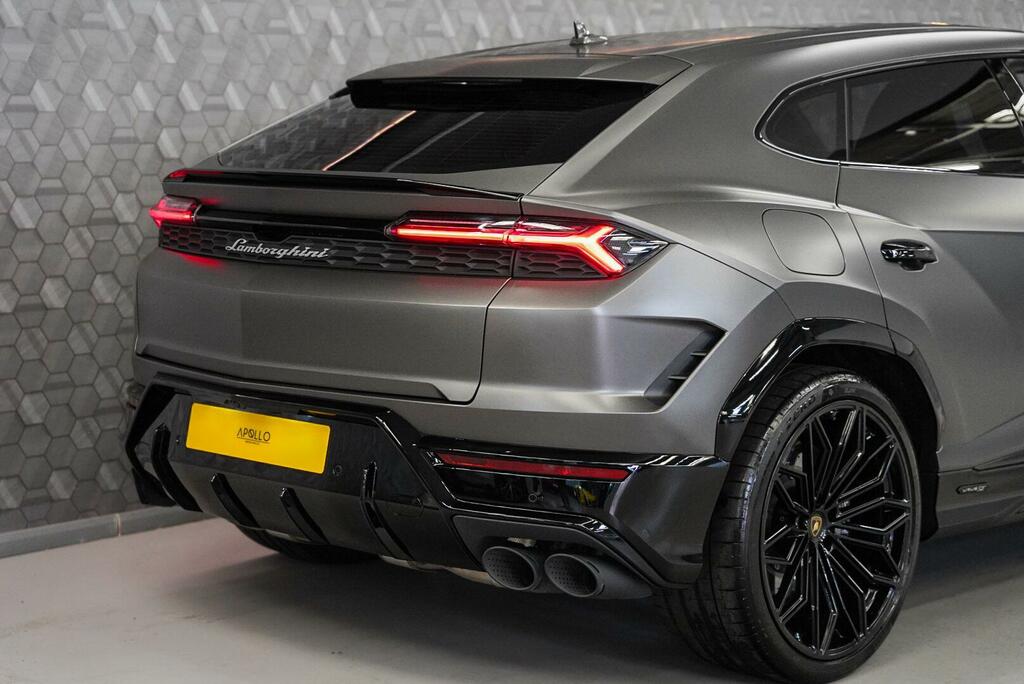 Lamborghini Urus Automatic Blue #81