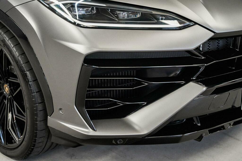 Lamborghini Urus Automatic Blue #75
