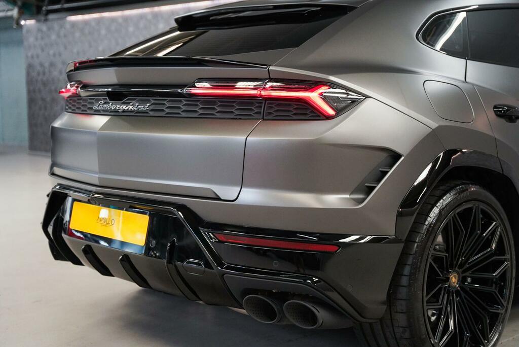 Lamborghini Urus Automatic Blue #65