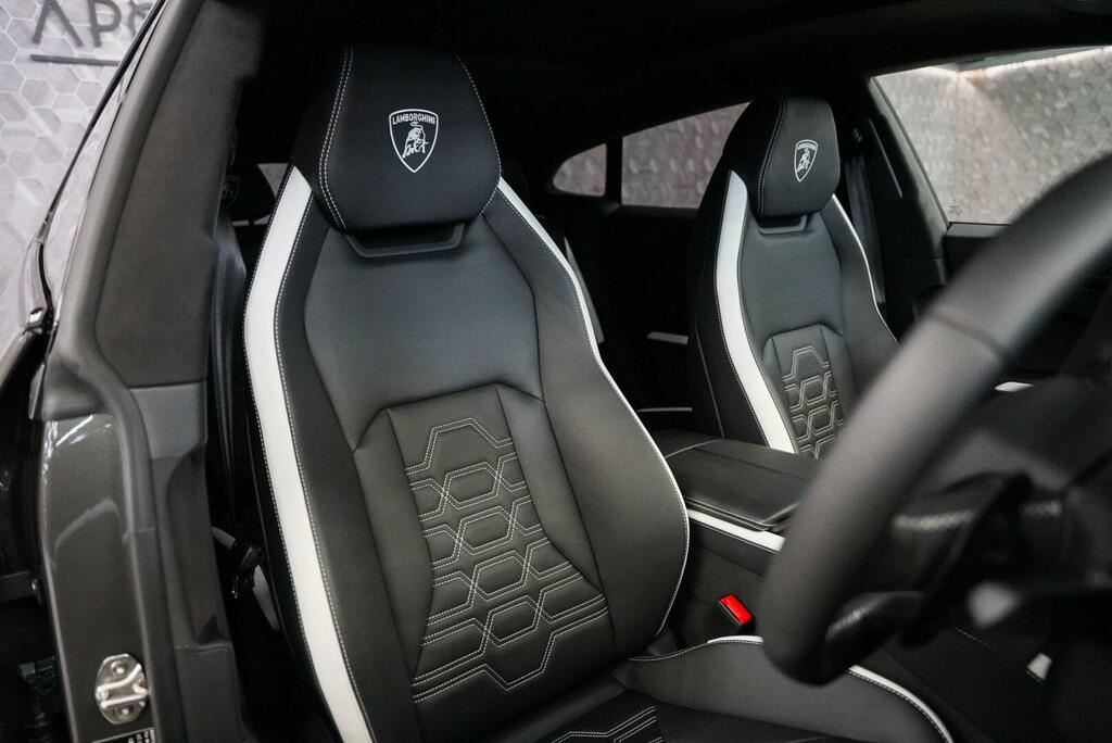 Lamborghini Urus Automatic Blue #15