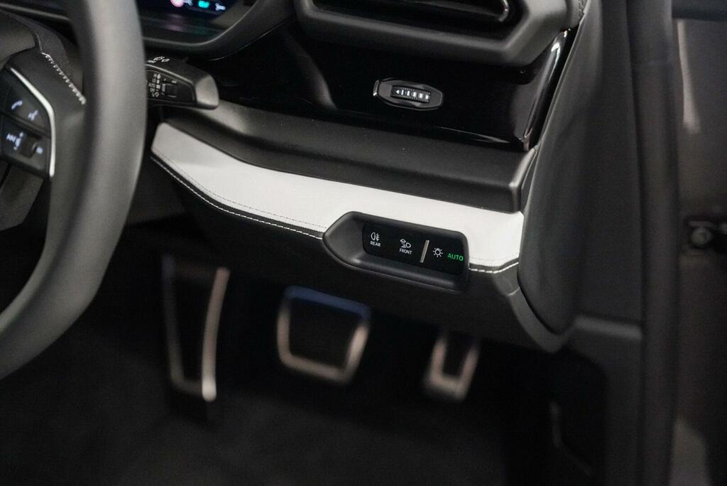 Lamborghini Urus Automatic Blue #51
