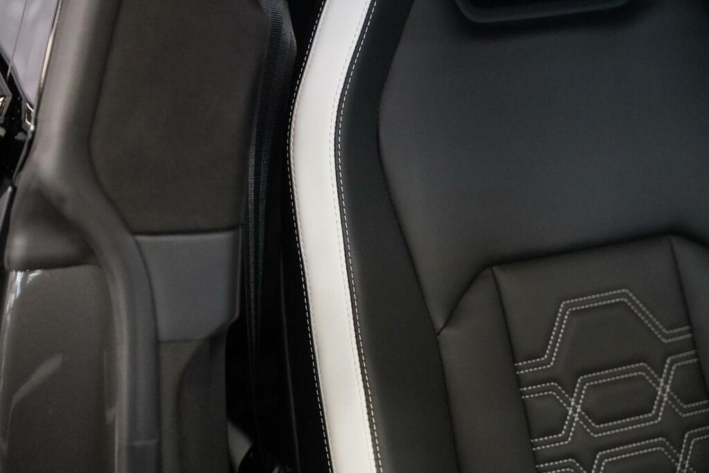 Lamborghini Urus Automatic Blue #20