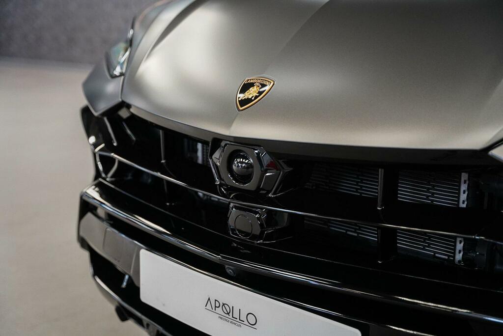 Lamborghini Urus Automatic Blue #64