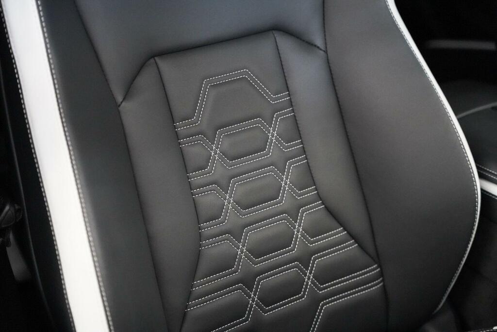 Lamborghini Urus Automatic Blue #18