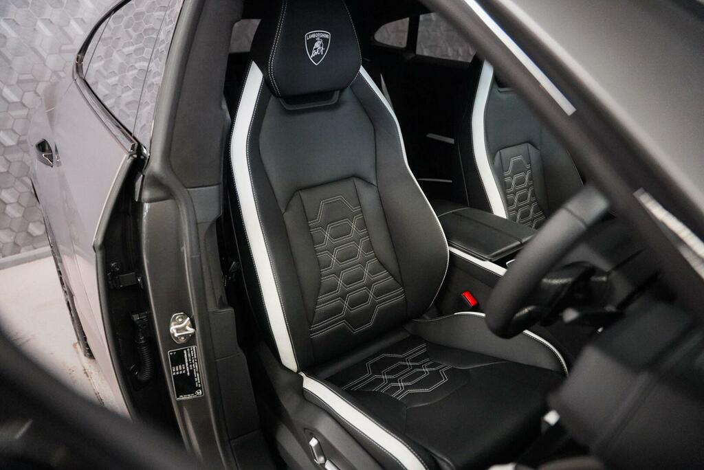 Lamborghini Urus Automatic Blue #16