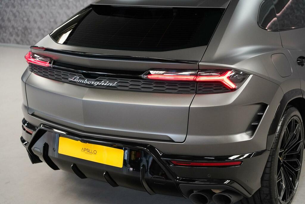 Lamborghini Urus Automatic Blue #63