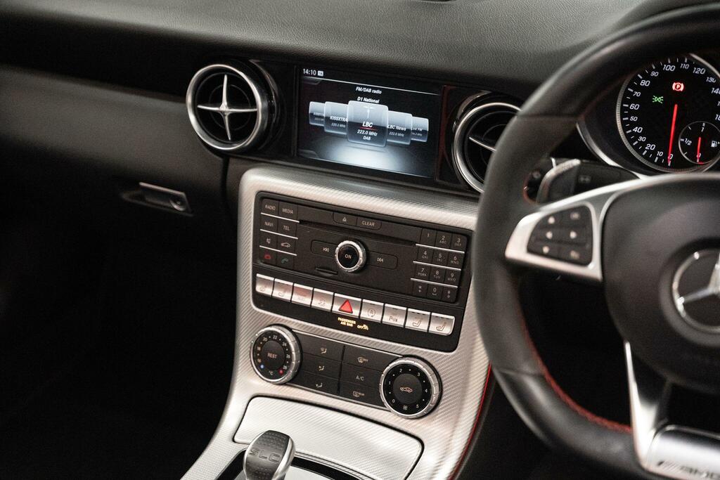 Mercedes-Benz SLC Amg Slc 43 White #25